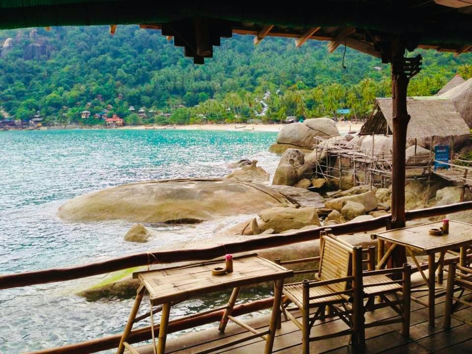 Hotel Bambu Huts à Baan Tai Extérieur photo