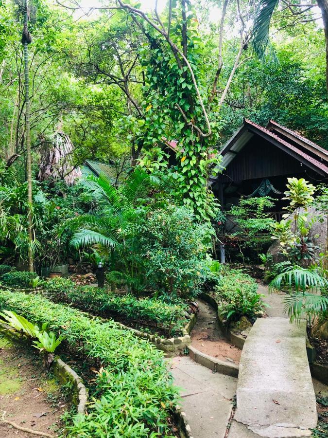 Hotel Bambu Huts à Baan Tai Extérieur photo