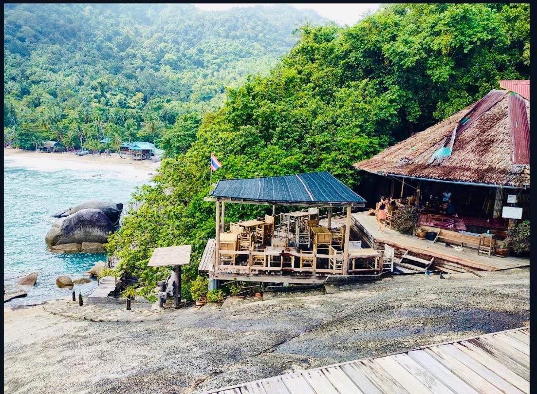 Hotel Bambu Huts à Baan Tai Extérieur photo