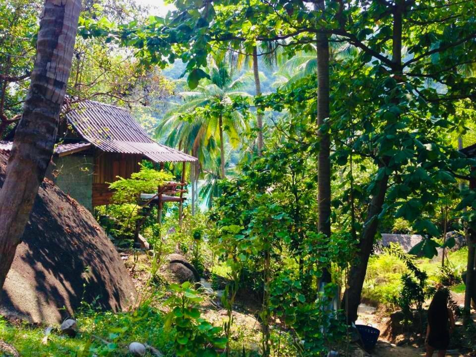 Hotel Bambu Huts à Baan Tai Extérieur photo